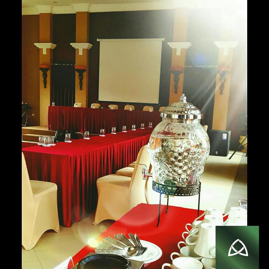 Avila Ketapan Rame Hotel Prigen ภายนอก รูปภาพ