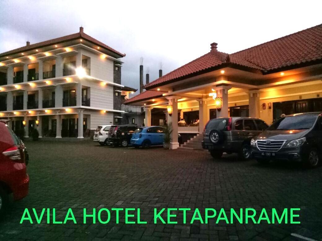 Avila Ketapan Rame Hotel Prigen ภายนอก รูปภาพ