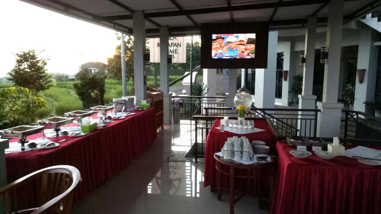 Avila Ketapan Rame Hotel Prigen ภายนอก รูปภาพ