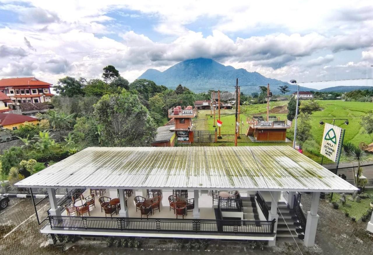 Avila Ketapan Rame Hotel Prigen ภายนอก รูปภาพ