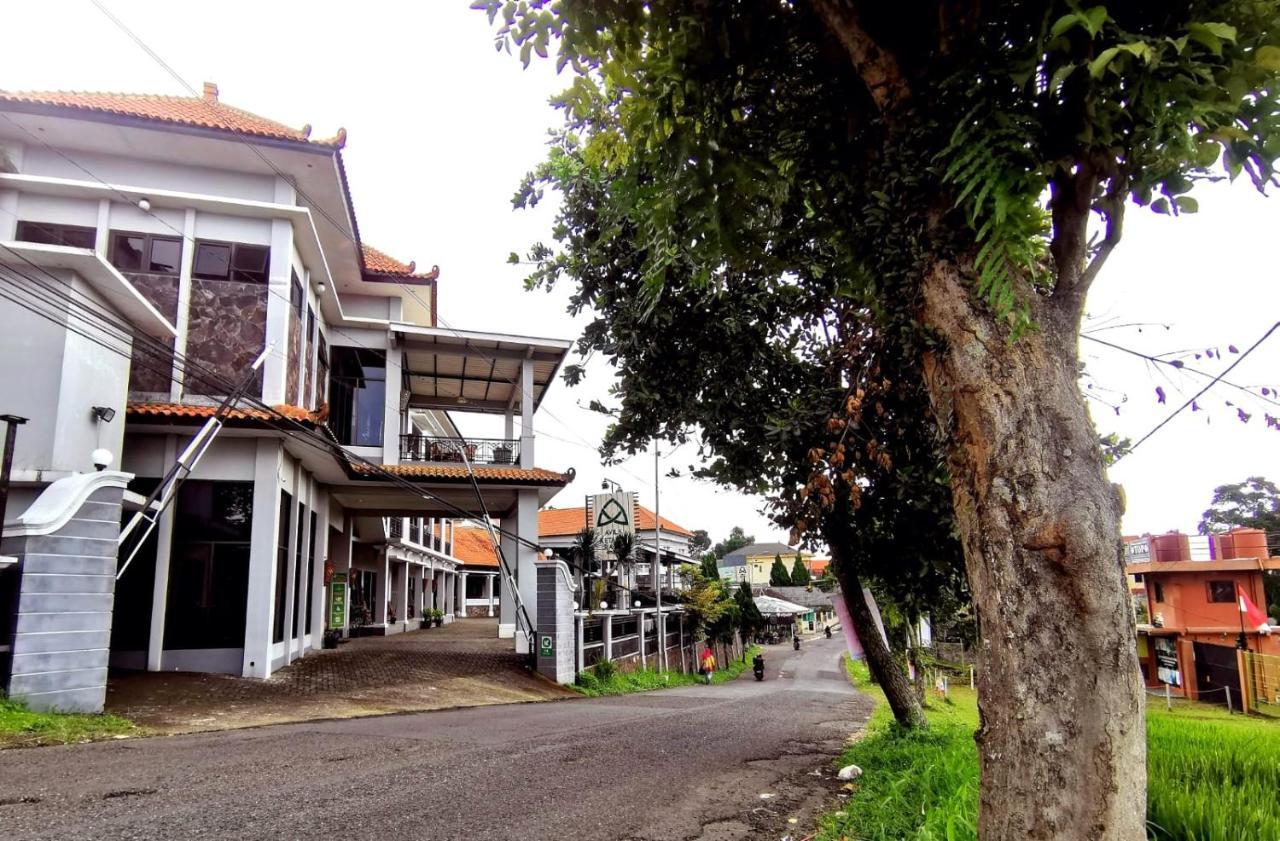 Avila Ketapan Rame Hotel Prigen ภายนอก รูปภาพ