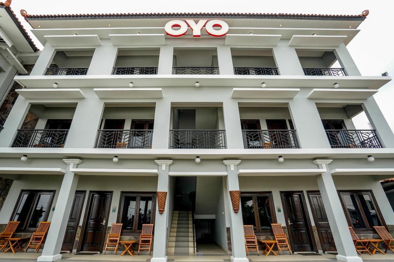 Avila Ketapan Rame Hotel Prigen ภายนอก รูปภาพ