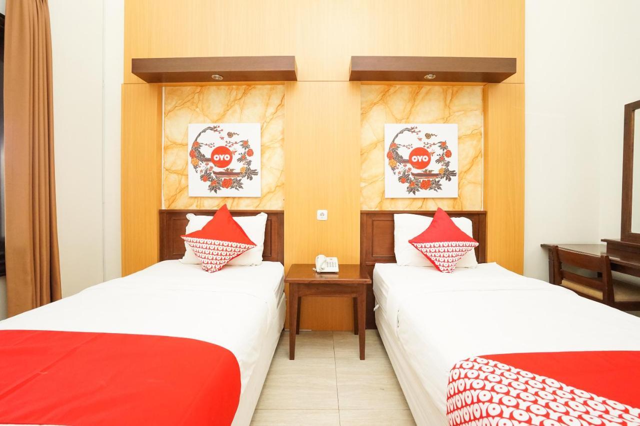Avila Ketapan Rame Hotel Prigen ภายนอก รูปภาพ