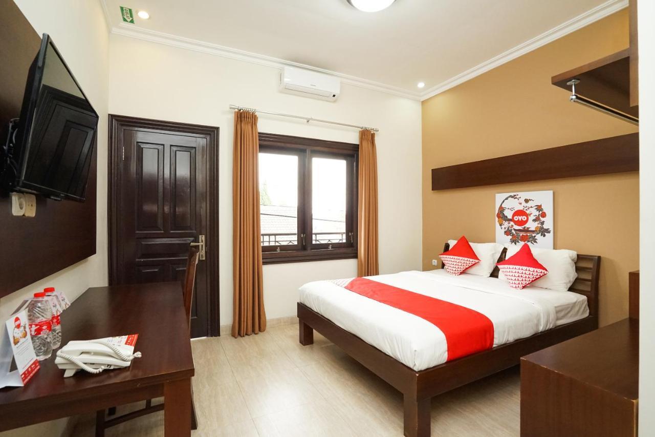 Avila Ketapan Rame Hotel Prigen ภายนอก รูปภาพ