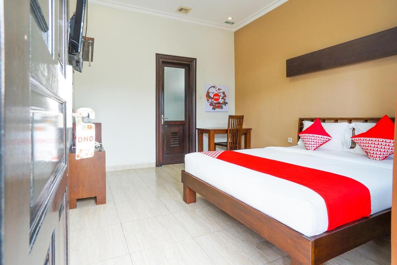 Avila Ketapan Rame Hotel Prigen ภายนอก รูปภาพ