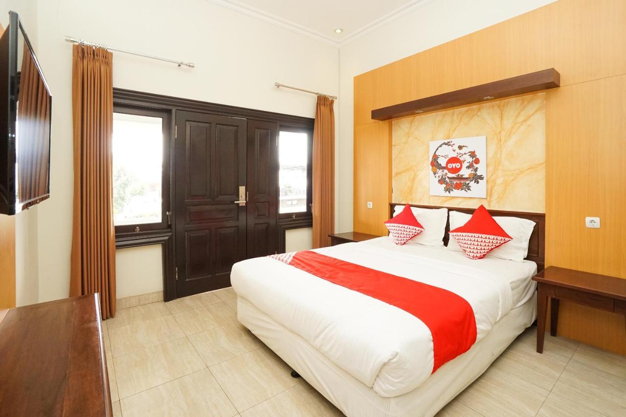 Avila Ketapan Rame Hotel Prigen ภายนอก รูปภาพ
